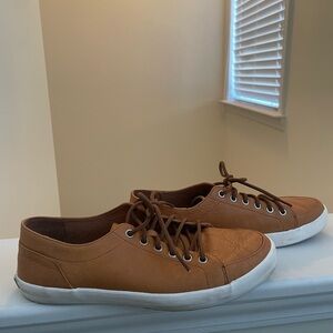 Men's L.L. Bean Tan Leather Sneakers
